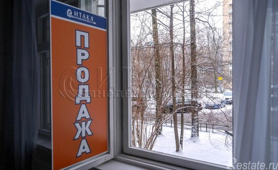 Продажа 4-комн квартиры на вторичном рынке улица Уточкина,  д. 5