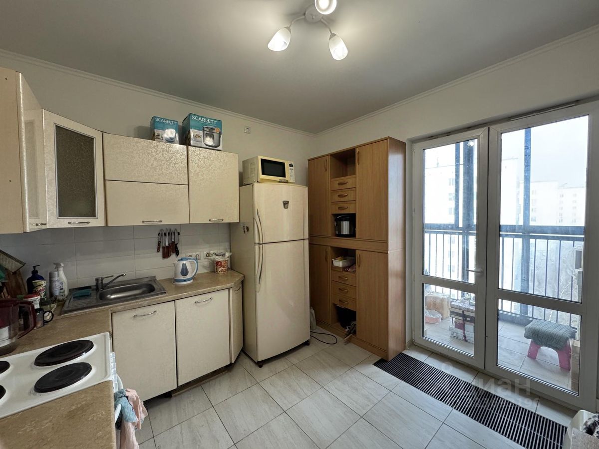 Продажа 2-комн квартиры на вторичном рынке улица Яблочкова, 28