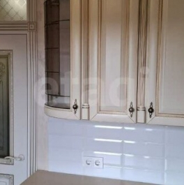 Продажа 2-комн квартиры на вторичном рынке ул Рокотова,  д. 3,  к. 2