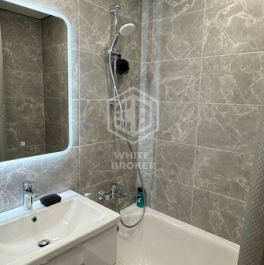 Продажа 1-комн квартиры на вторичном рынке улица Грина,  д. 9