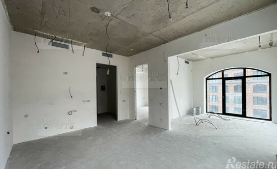 Продажа 3-комн квартиры на вторичном рынке набережная Макарова