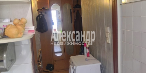 3-комн квартира Волхов г., Дзержинского ул. ,  д. 6