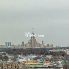 Продажа 4-комн квартиры на вторичном рынке Ленинский пр-кт,  д. 38А,  к. 3