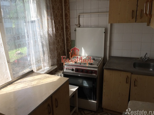 Продажа 2-комн квартиры на вторичном рынке Сергиев Посад, Озерная ул,  д. 1