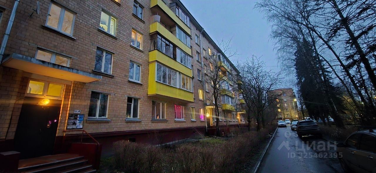 Продажа 2-комн квартиры на вторичном рынке пос. Барвиха, 26