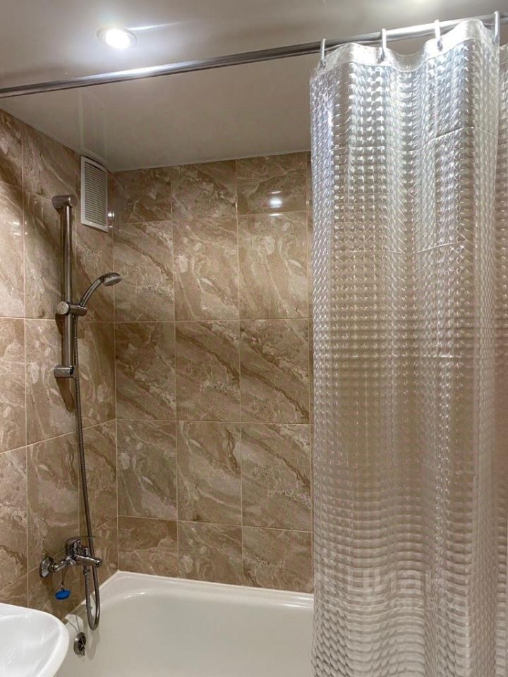 Аренда 1-комн квартиры на вторичном рынке Богатырский проспект, 53к1