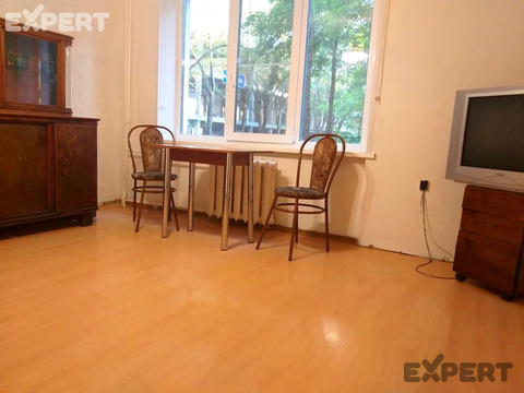 2-комн квартира ул. Пилота Нестерова,  д. 11