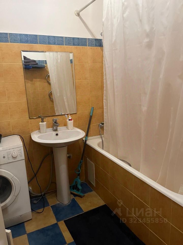 Продажа 1-комн квартиры на вторичном рынке Химки, улица Зои Космодемьянской, 6