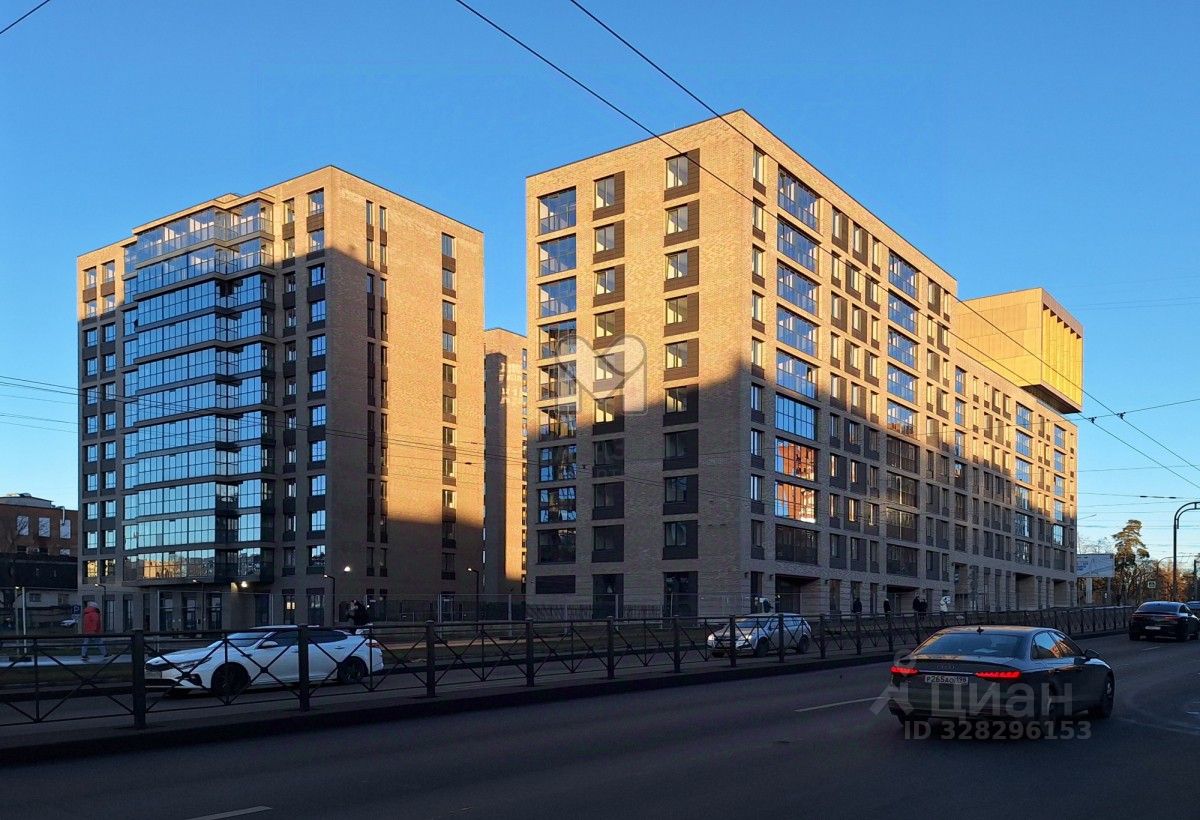 Продажа 1-комн квартиры на вторичном рынке Светлановский проспект, 14к1