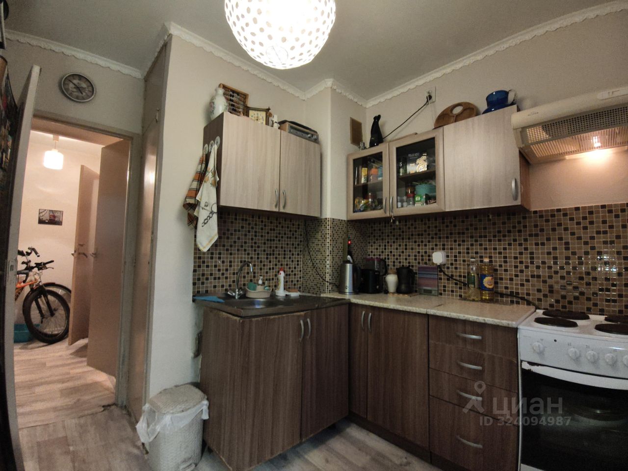 Продажа 2-комн квартиры на вторичном рынке улица Композиторов, 5