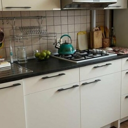 Продажа 2-комн квартиры на вторичном рынке Южная улица,  д. 1 к4