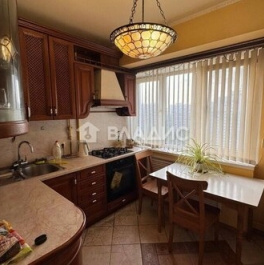 Продажа 4-комн квартиры на вторичном рынке улица Обручева,  д. 12