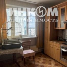 Продажа 1-комн квартиры на вторичном рынке Алма-Атинская улица,  д. 2