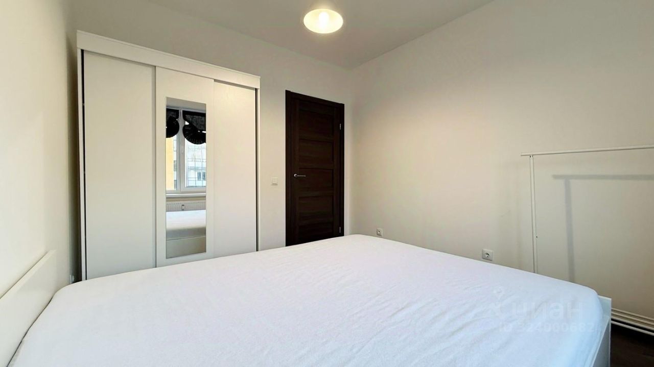 Аренда 1-комн квартиры на вторичном рынке улица Генерала Кравченко, 9к1