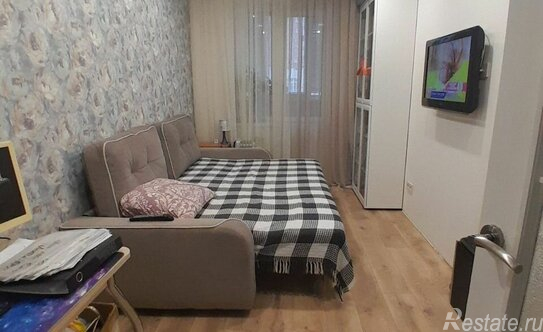 Продажа 3-комн квартиры на вторичном рынке проспект Авиаконструкторов