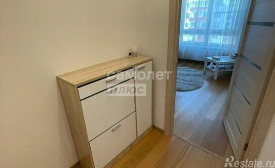 Продажа 1-комн квартиры на вторичном рынке Заревый проезд,  д. 9