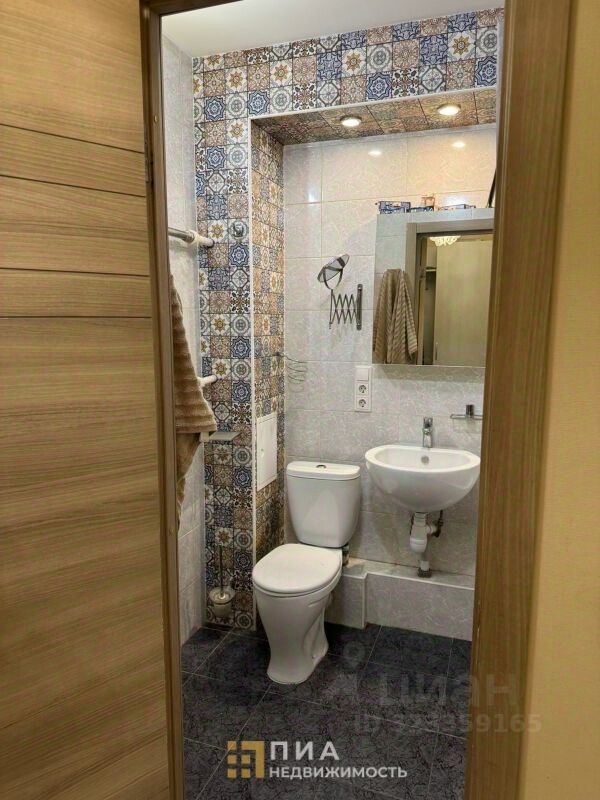 Продажа 1-комн квартиры на вторичном рынке пос. Янино-1, улица Голландская, 8