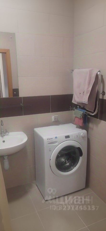 Продажа 1-комн квартиры на вторичном рынке Сходня мкр, улица Ленина, 45к2