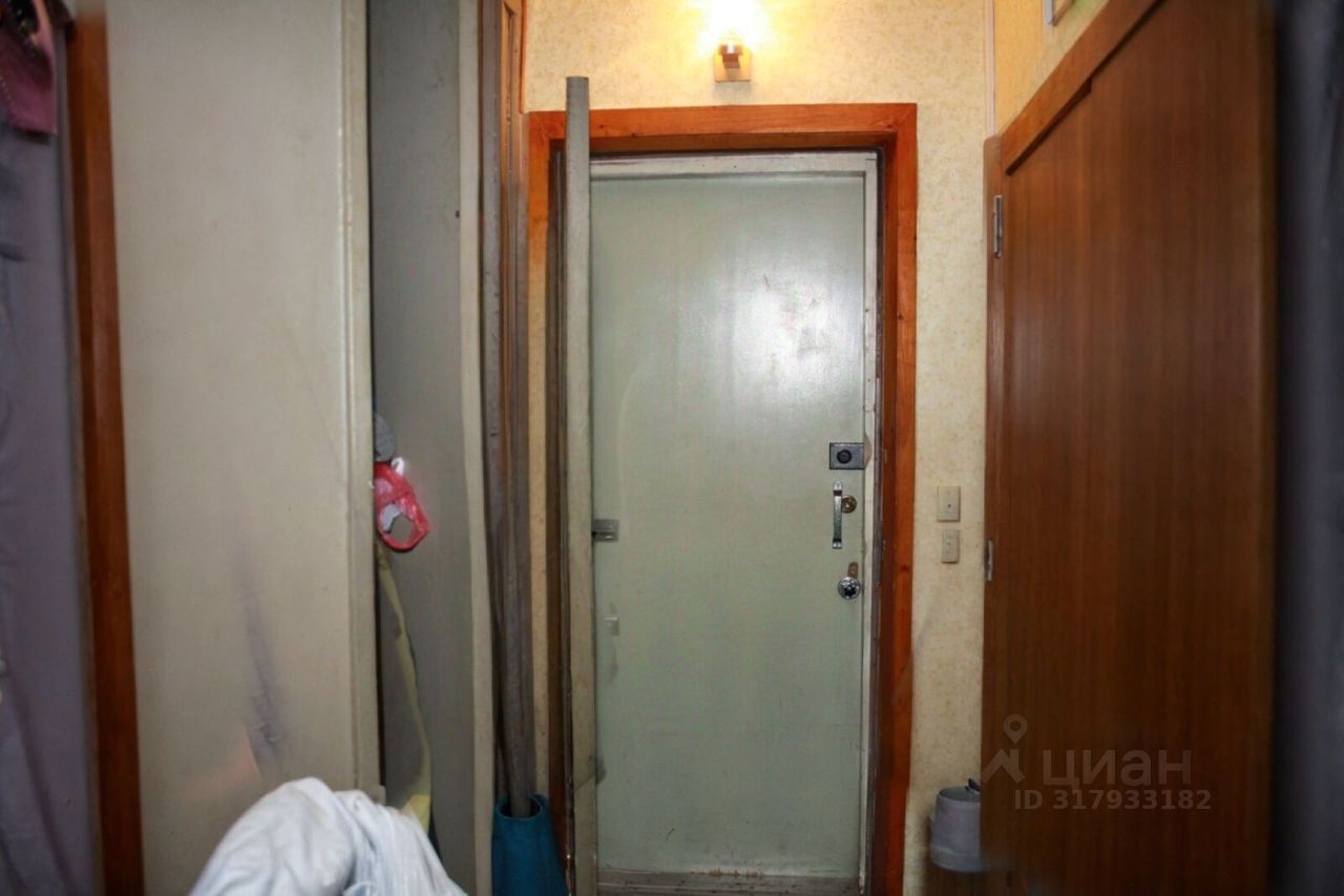 Продажа 2-комн квартиры на вторичном рынке улица Беринга, 4