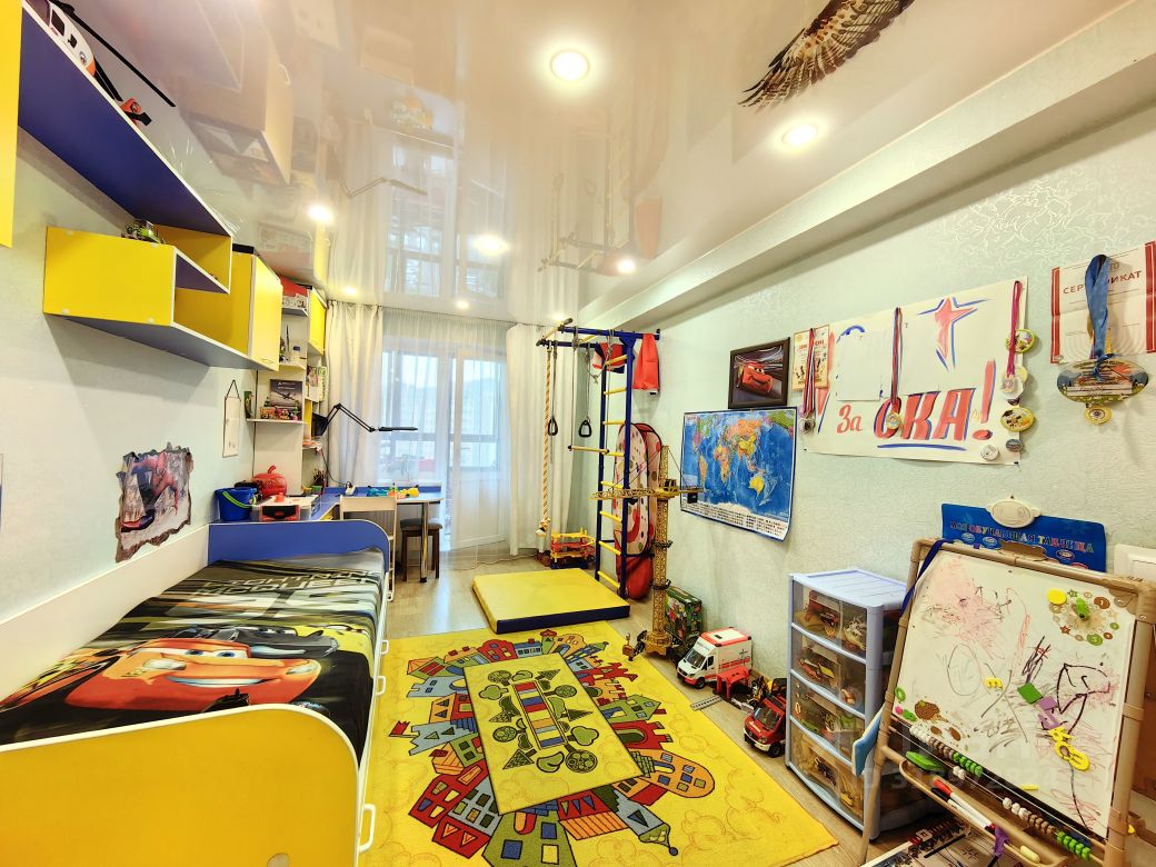 Продажа 3-комн квартиры на вторичном рынке Горелово тер., улица Коммунаров, 190