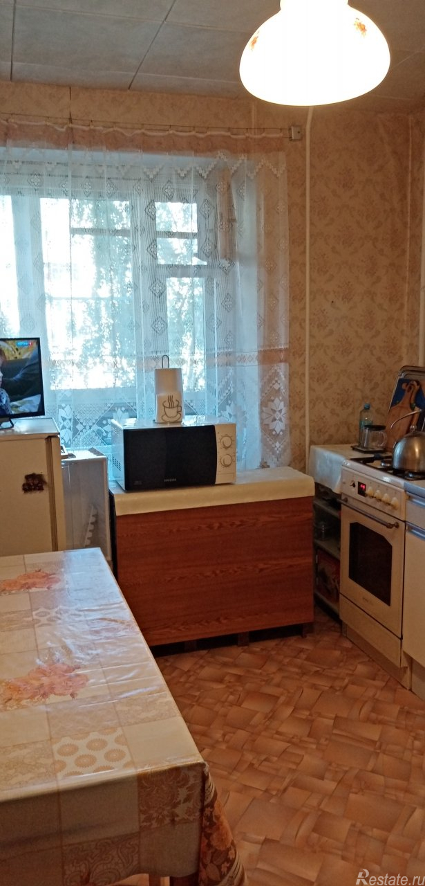 Продажа 2-комн квартиры на вторичном рынке Металлострой пос., Полевая ул. ,  д. 2/30