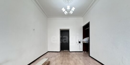 4-комн квартира ул Салова,  д. 30