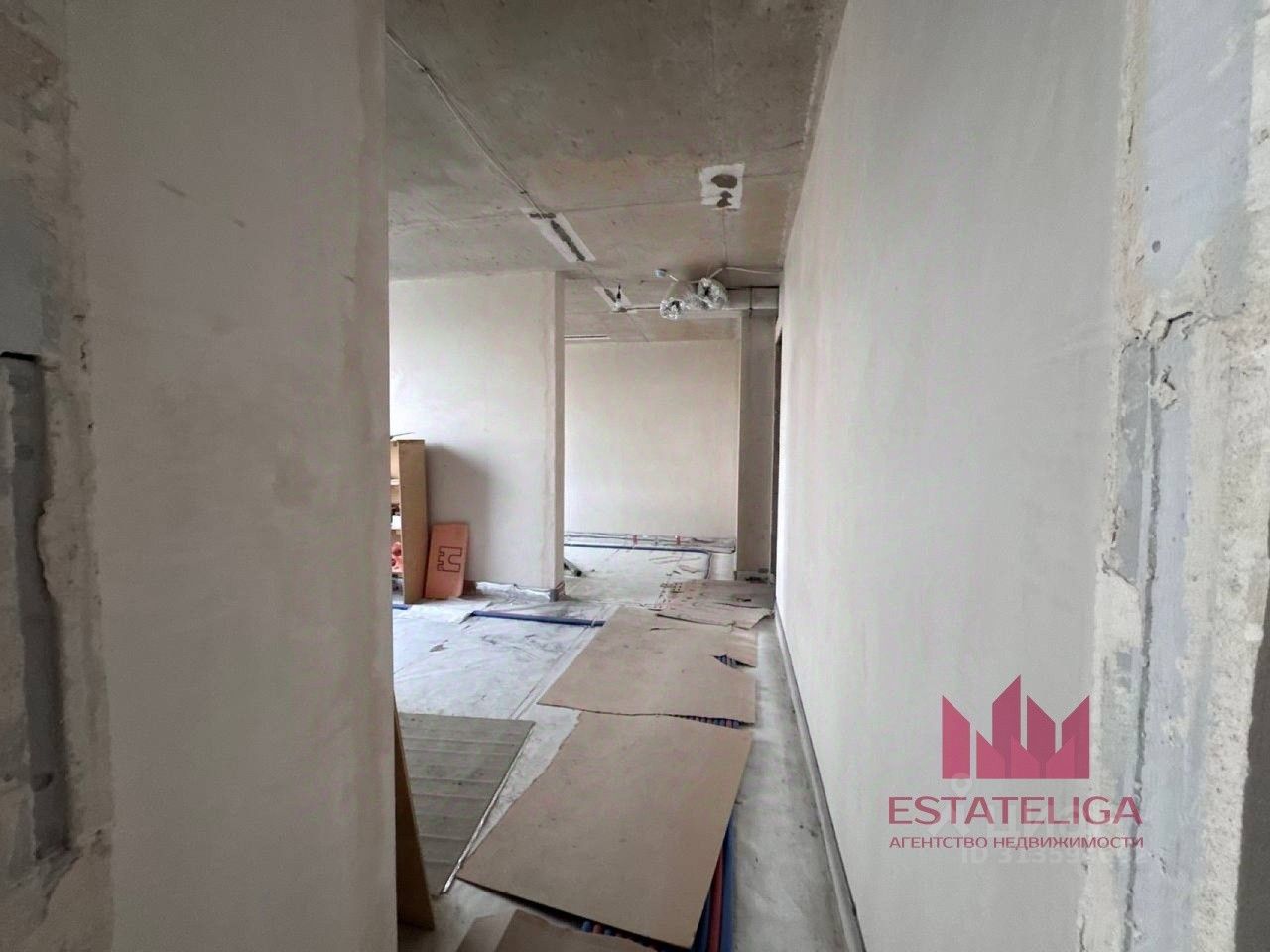 Продажа 4-комн квартиры на вторичном рынке улица Лобачевского, 120к1