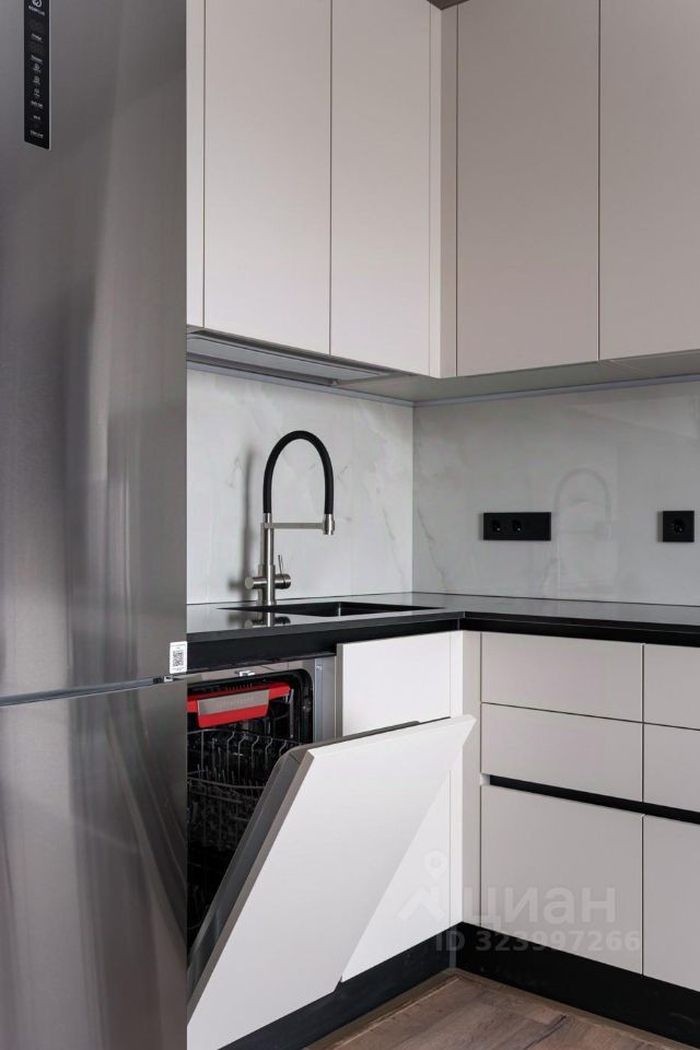 Продажа 2-комн квартиры на вторичном рынке Волоколамское шоссе, 95/2к1