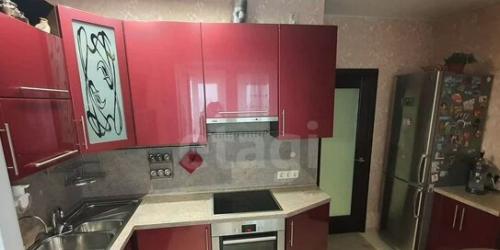 3-комн квартира ул Маршала Савицкого,  д. 16,  к. 1