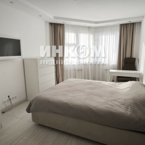 3-комн квартира ул Заповедная,  д. 18,  к. 4