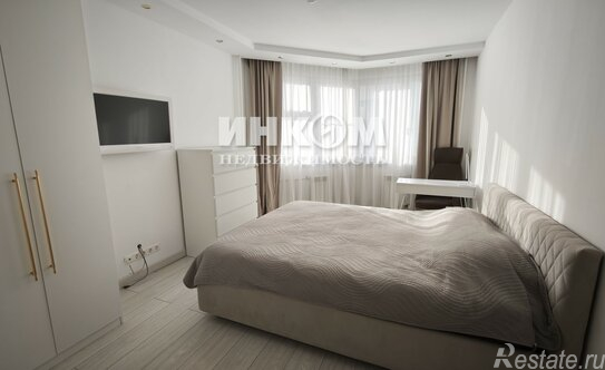 Продажа 3-комн квартиры на вторичном рынке ул Заповедная,  д. 18,  к. 4