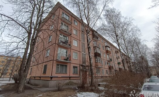 Продажа 2-комн квартиры на вторичном рынке Шаумяна пр-кт,  д. 63