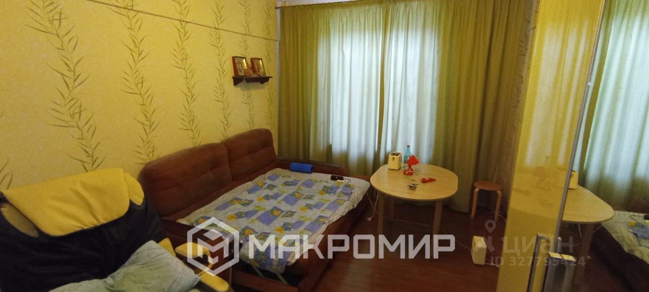 Продажа 4-комн квартиры на вторичном рынке улица Вучетича, 17к1