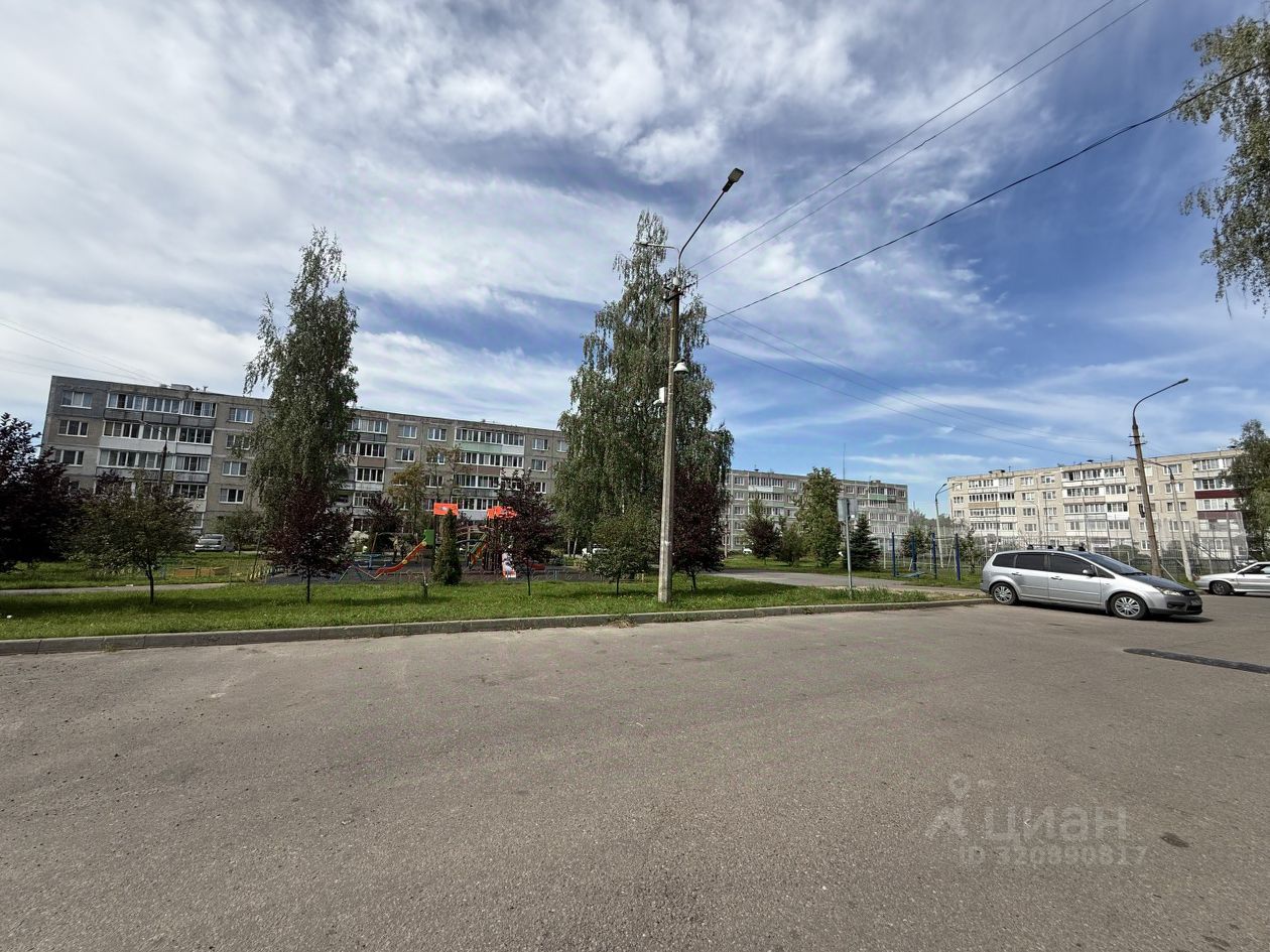 Продажа 2-комн квартиры на вторичном рынке 3-й мкр,  д. 31