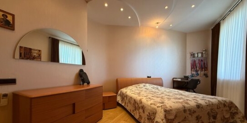 3-комн квартира ул Новаторов,  д. 8,  к. 2