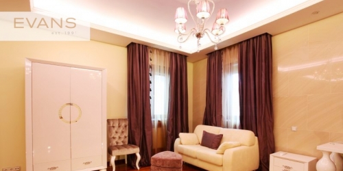 4-комн квартира Б. Толмачевский пер., 4с1