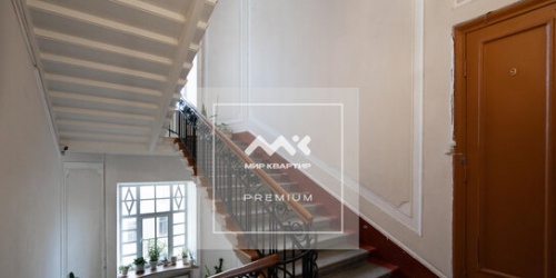 3-комн квартира ул Кавалергардская,  д. 2/48