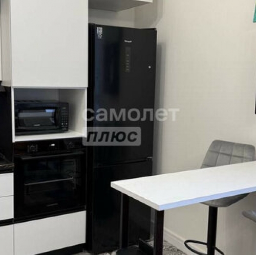 3-комн квартира улица Лобановский Лес,  д. 11