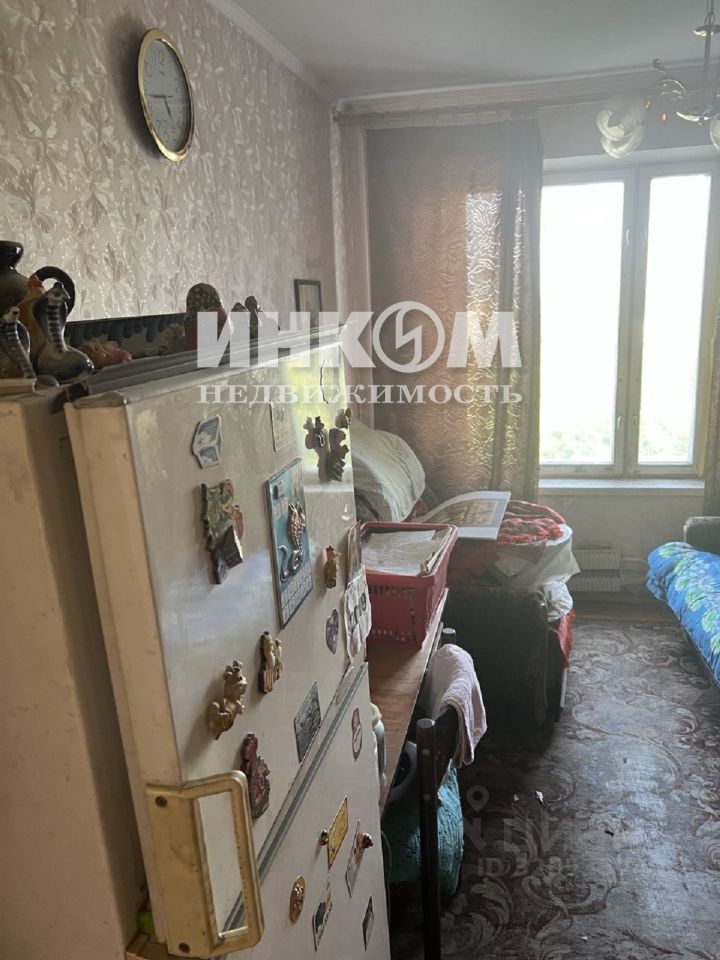 Продажа 3-комн квартиры на вторичном рынке Кременчугская улица, 22