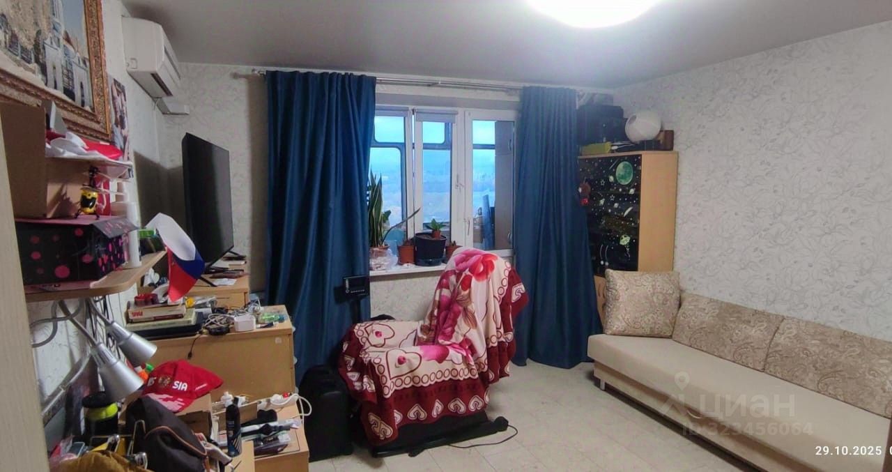 Продажа 1-комн квартиры на вторичном рынке улица Исаковского, 27К3