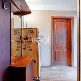 Продажа 2-комн квартиры на вторичном рынке Космонавтов пр-кт,  д. 19,  к. 2