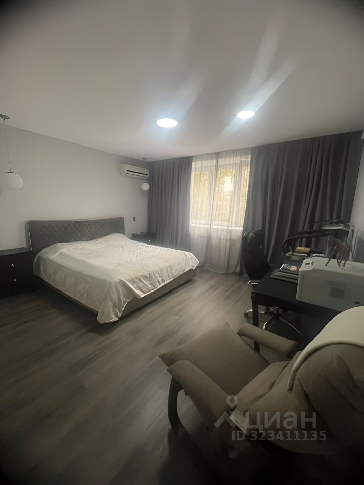 Продажа 4-комн квартиры на вторичном рынке улица Гризодубовой, 1К1