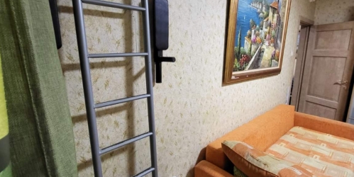 2-комн квартира Коцюбинского улица,  д. 10