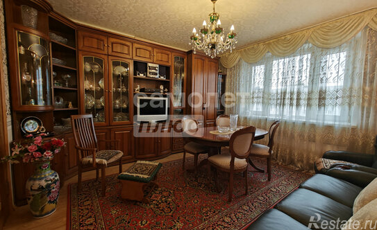 Продажа 2-комн квартиры на вторичном рынке Лобня, ул Некрасова,  д. 11