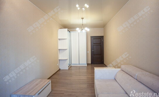 Продажа 3-комн квартиры на вторичном рынке Камышовая улица