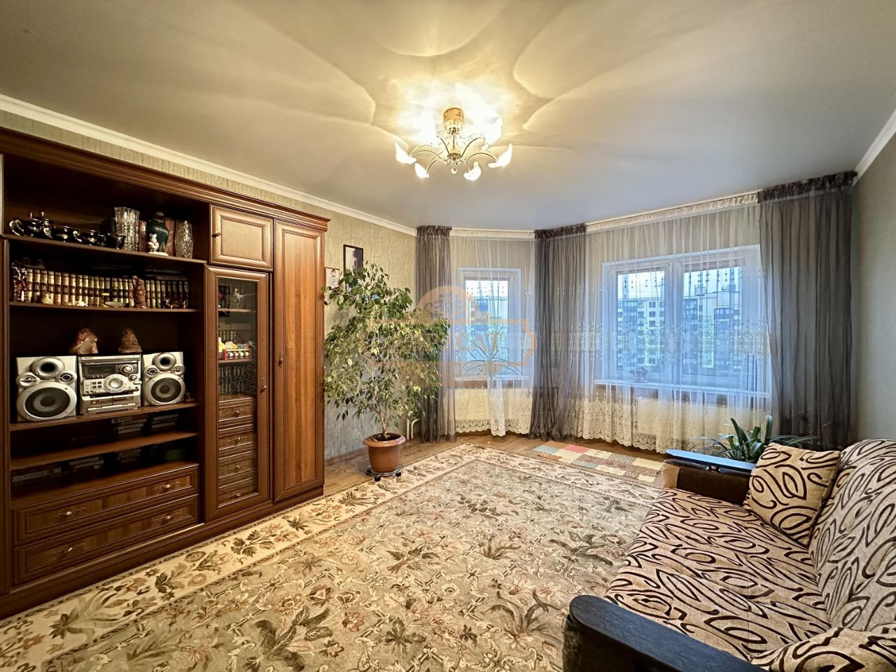 Продажа 3-комн квартиры на вторичном рынке Петергофское шоссе, 84к11