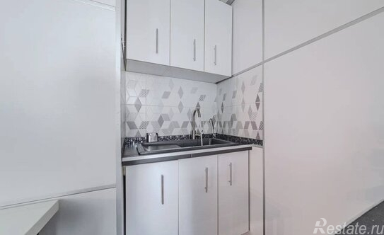 Продажа 3-комн квартиры на вторичном рынке Новгородский пр-кт,  д. 10