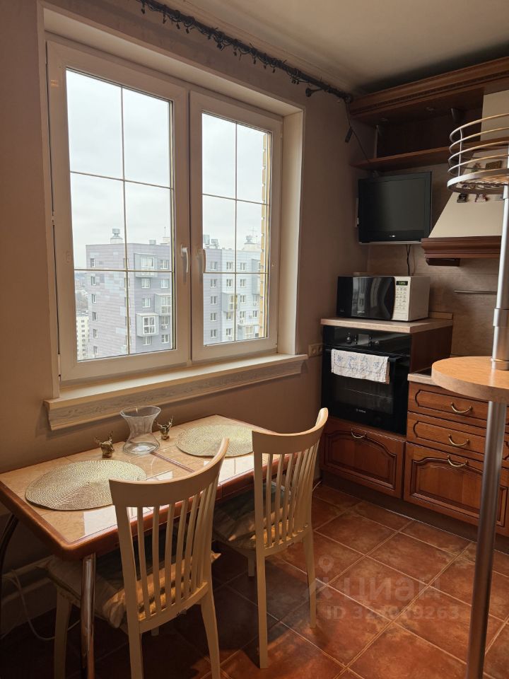 Аренда 1-комн квартиры на вторичном рынке Матвеевская улица, 36