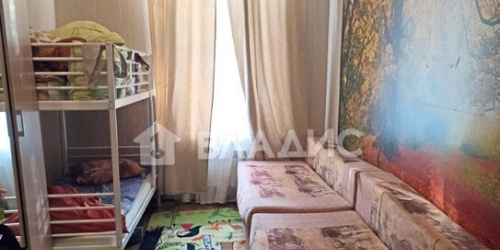 3-комн квартира 15-я линия,  д. 86