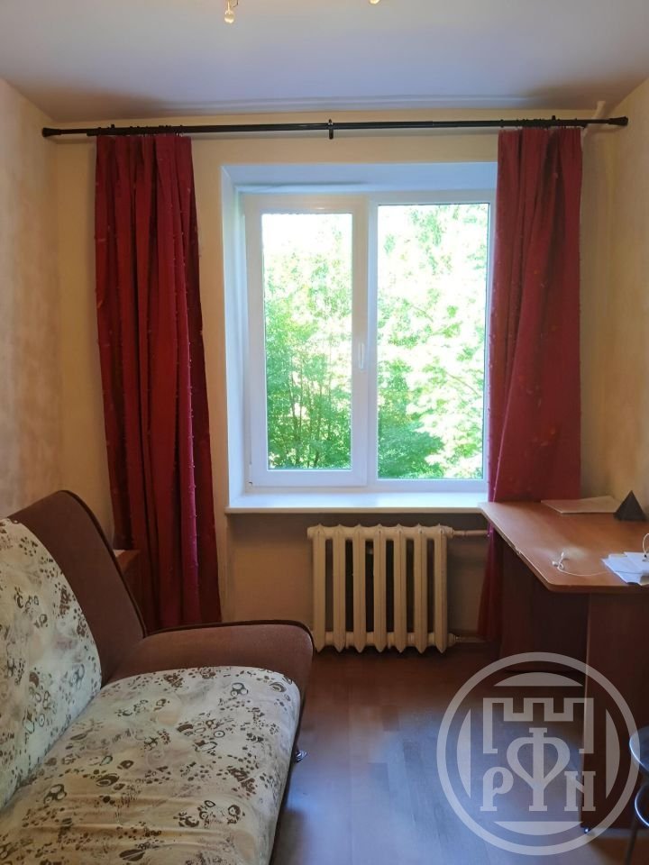 Продажа 2-комн квартиры на вторичном рынке Гданьская ул. ,  д. 10